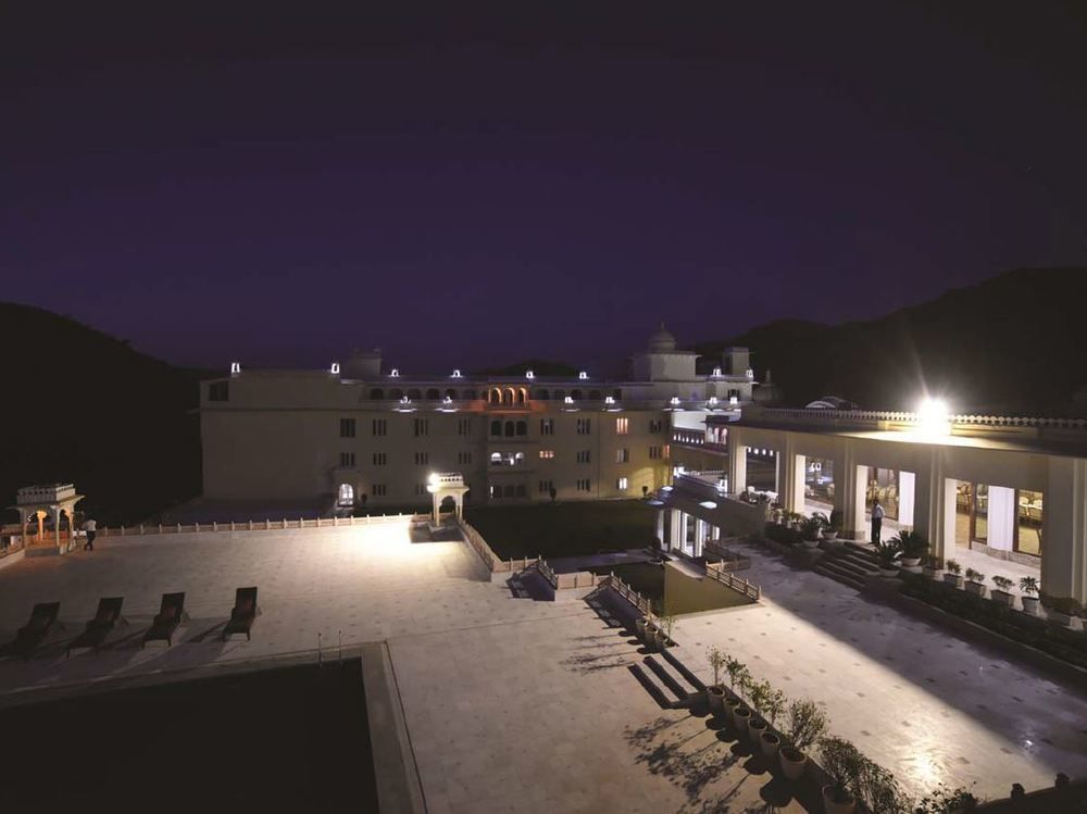 Hotel The Castle Mewar Rāma Exterior foto
